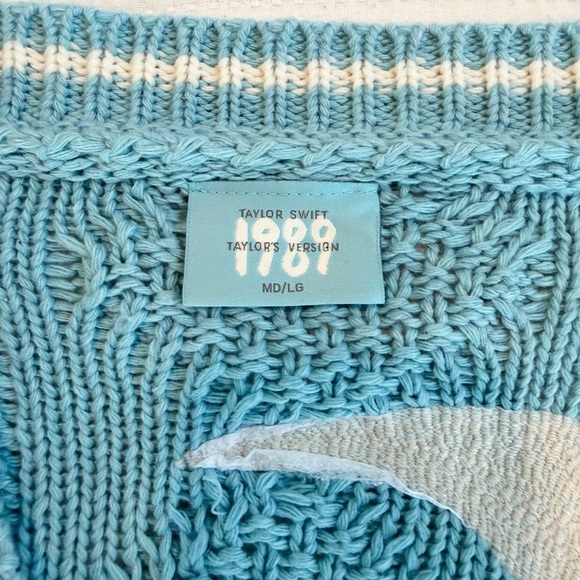 Taylor Swift 1989 Taylor’s Version Cardigan Sweater - Picture 4 of 9